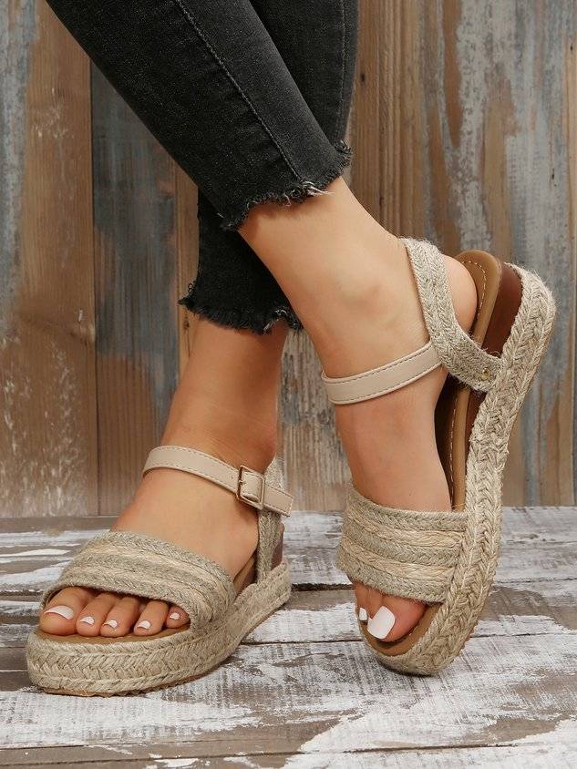 Beach Resort Style Rope and Straw Platform Sandals