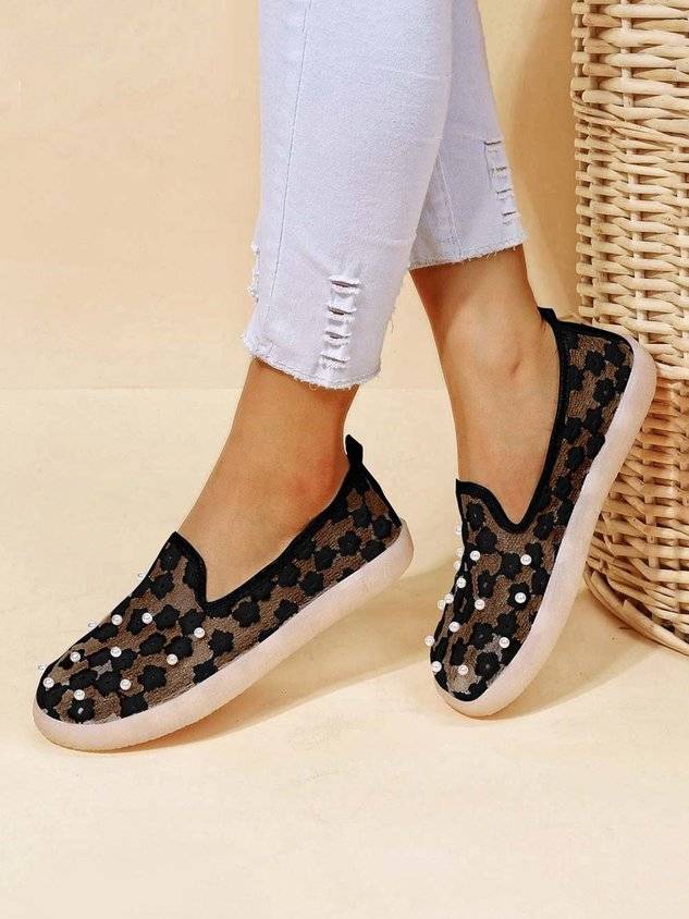 Elegant Embroidery Lace Pearl Decor Breathable Flats Shoes