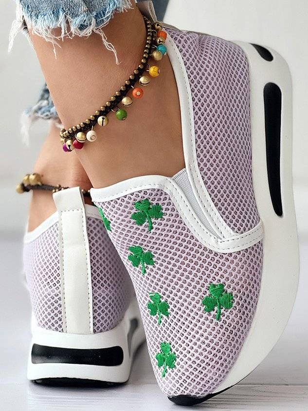 St. Patrick's Day Shamrock Embroidery Hollow Out Muffin Sneakers