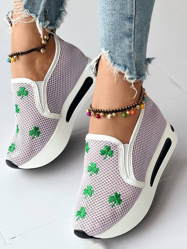 St. Patrick's Day Shamrock Embroidery Hollow Out Muffin Sneakers