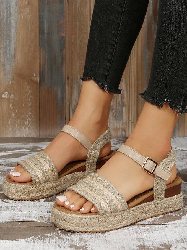 Beach Resort Style Rope and Straw Platform Sandals