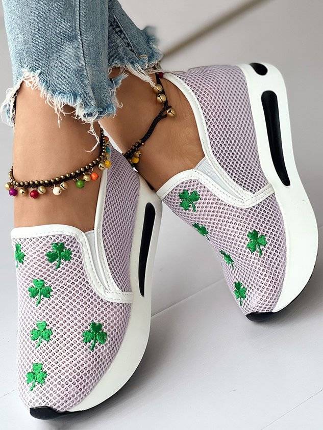 St. Patrick's Day Shamrock Embroidery Hollow Out Muffin Sneakers