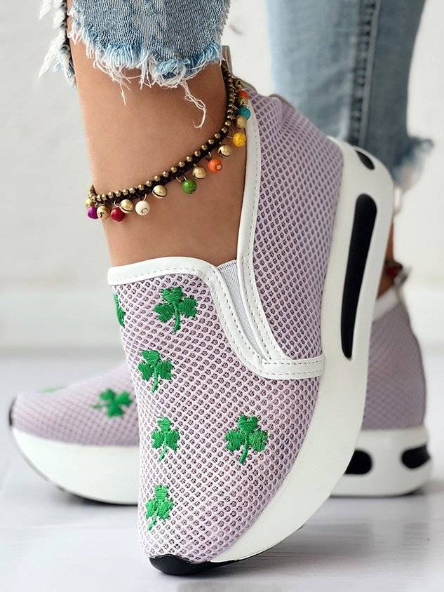 St. Patrick's Day Shamrock Embroidery Hollow Out Muffin Sneakers