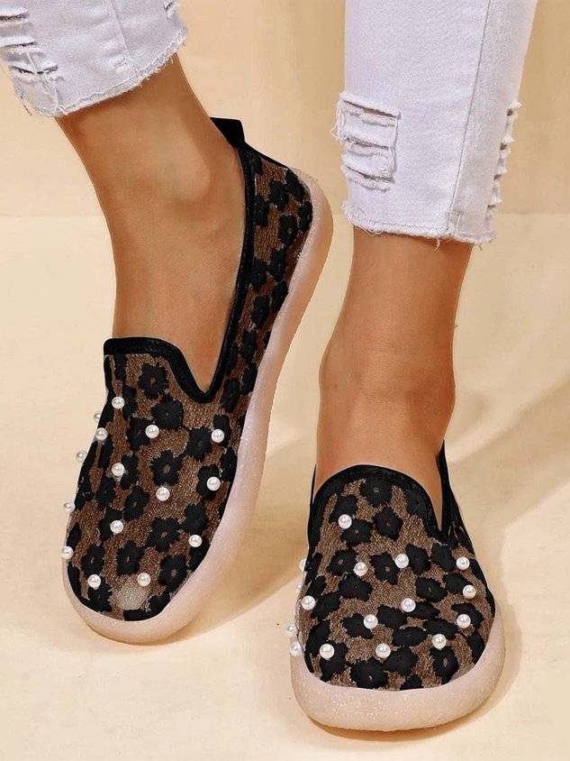 Elegant Embroidery Lace Pearl Decor Breathable Flats Shoes