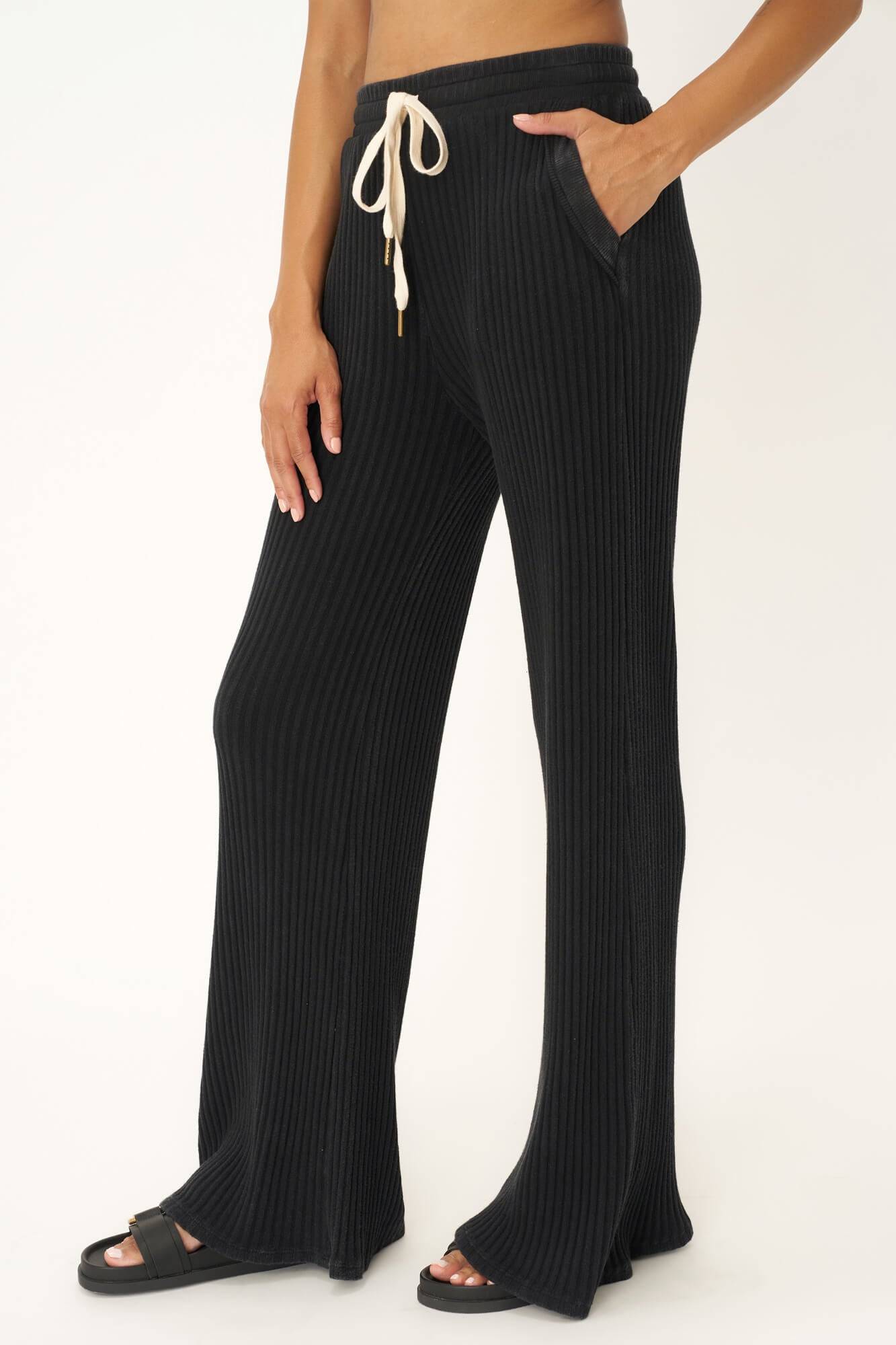 Washed Rib Flare Pant - Black